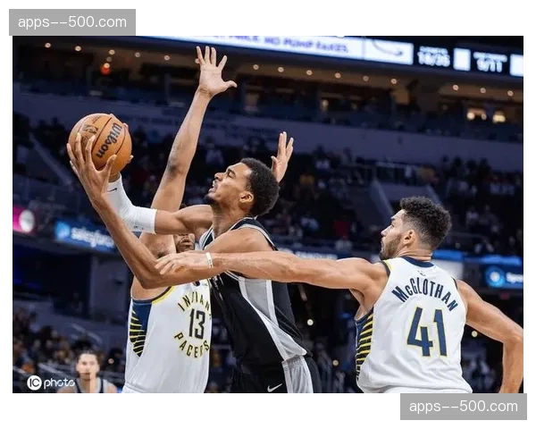 文班亚马封盖后转换进攻 马刺防守反击重要起点